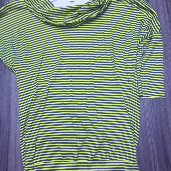 Lux Women’s Lime Green & Blue Tunic Top Large - Picture 3 of 7
